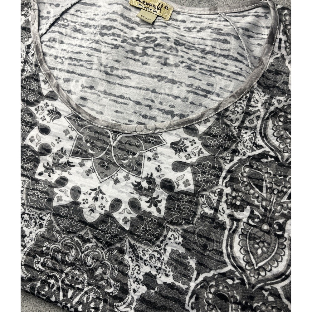 One World Live and Let Live Gray White Paisley Lace Hem Top XL 96400-3774 New